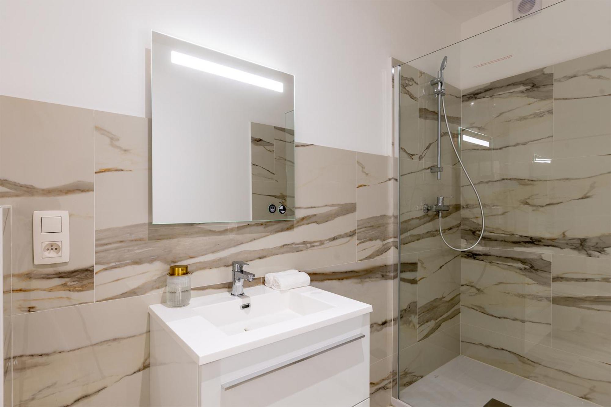 Appartement 3 Chambres 那慕尔 外观 照片